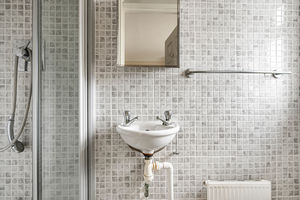 En-Suite- click for photo gallery